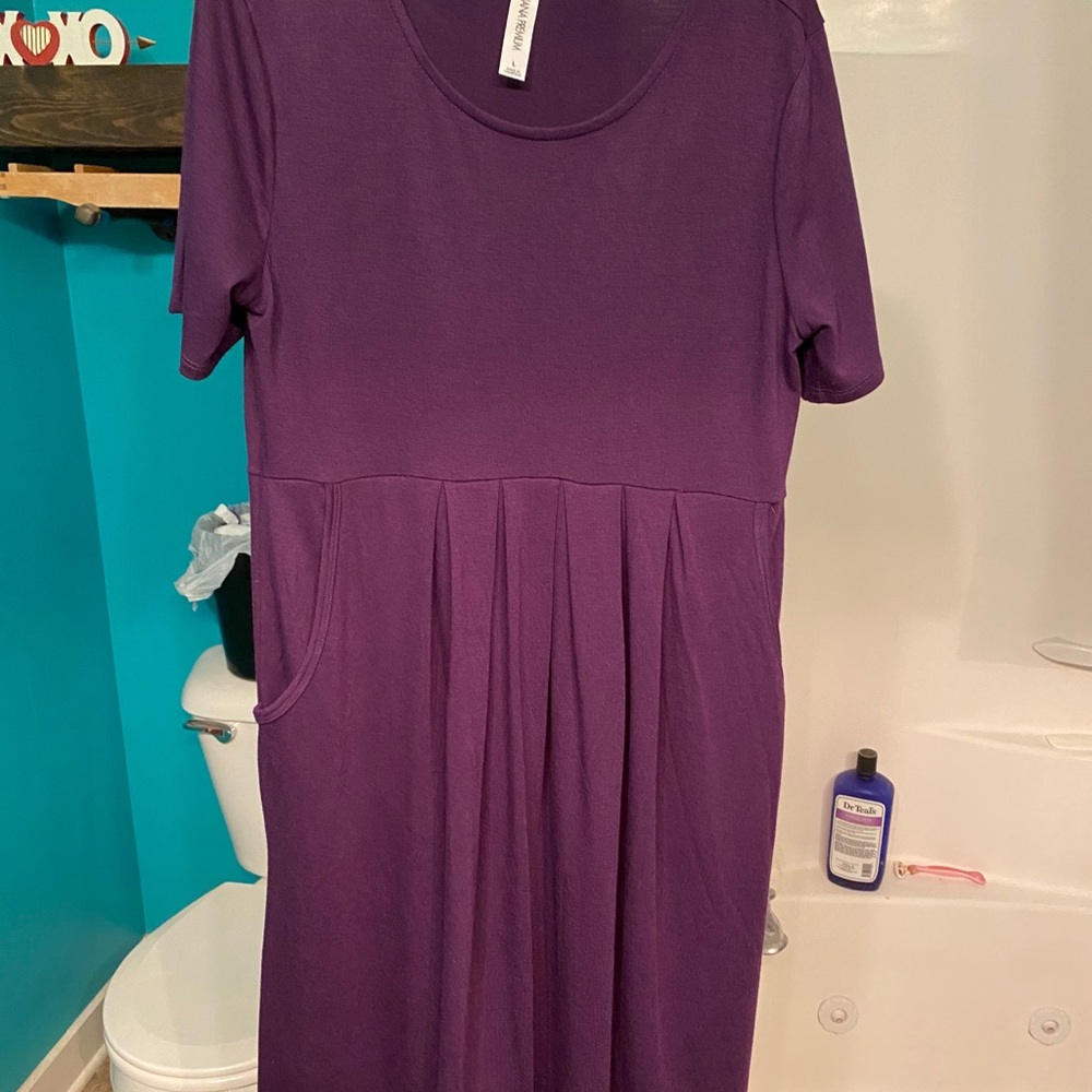Purple dress, with pockets